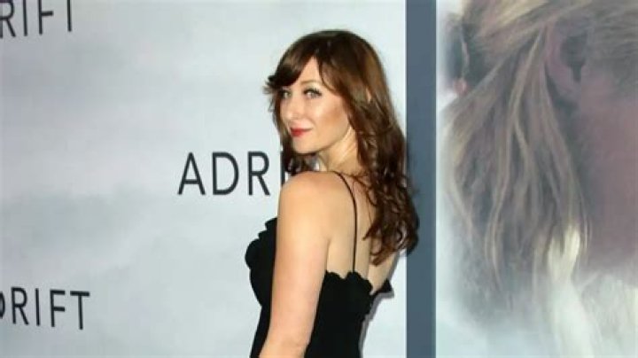 Isidora Goreshter Age, Net Worth, Height, Affair, Career, and More