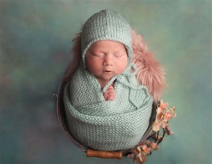 Isla Grace Newborn Portraits &mdash; Caitlin Tyner Photography Fishers
