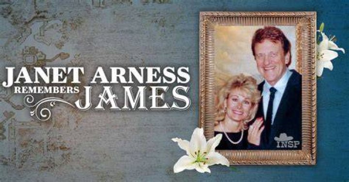 James Arness and Surtees James arness, Famous couples