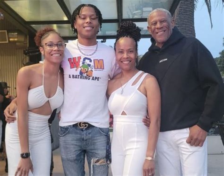Jaylen Warren parents Derrick Warren, Warren Celebrity FAQs