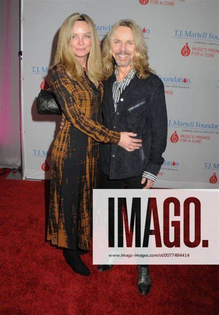 Jeanne Mason Wife of Tommy Shaw Age Bio, Wiki, Height, Net Worth