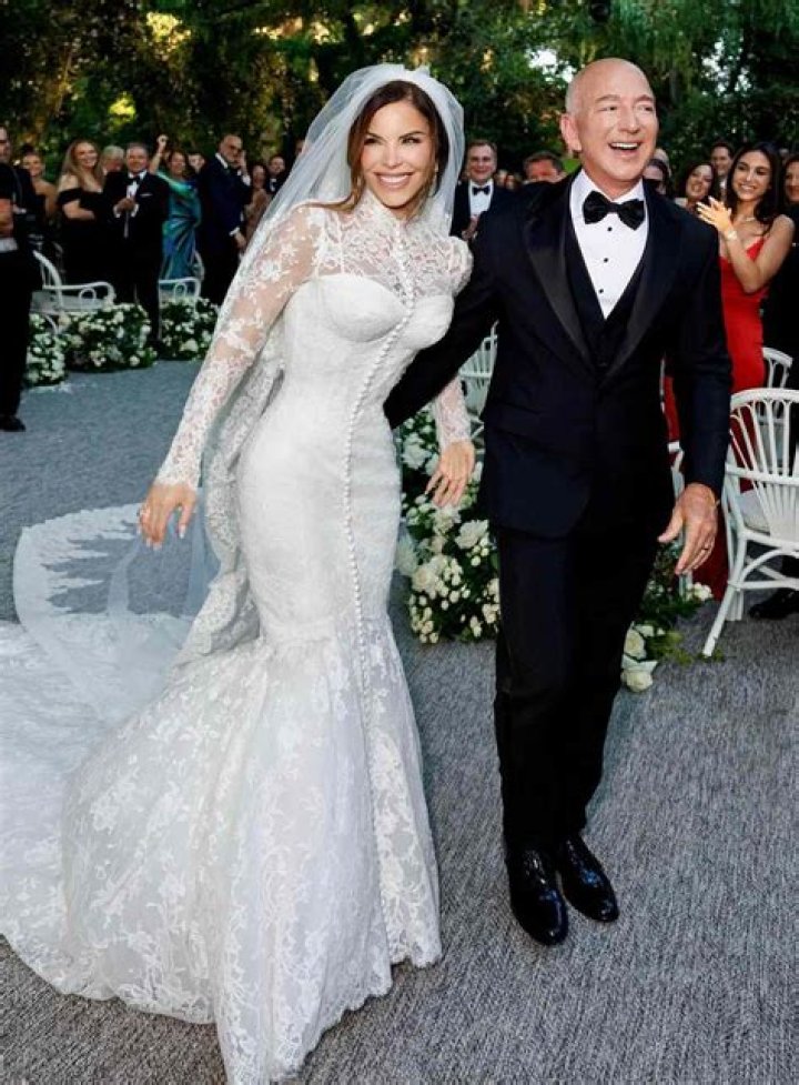 Jeff Garcia is Married to Wife Carmella DeCesare. Kids.