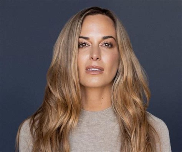 Jena Sims Body Measurements Including Height, Weight, Dress Size, Shoe