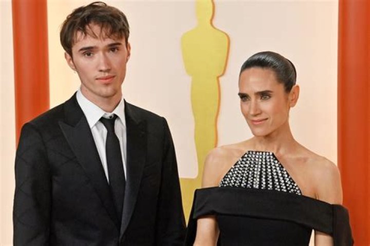 Jennifer Connelly Brings Son Stellan Bettany To 2023 Oscars Photo
