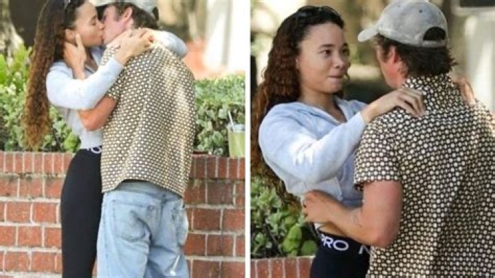 Jeremy Allen White Spotted with Ashley Moore 2 Weeks After Public PDA