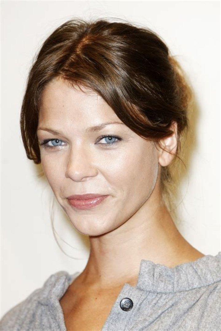 Jessica Matten Bio Movies and TV Shows, Father, Age, Birthday, Height