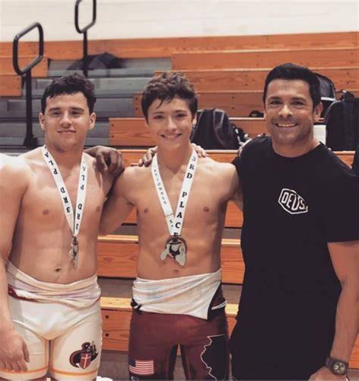 Joaquin Antonio Consuelos (Wrestler) Bio, Wiki, Age, Parents, Girlfriend, Illness, Riverdale, and Ne ·