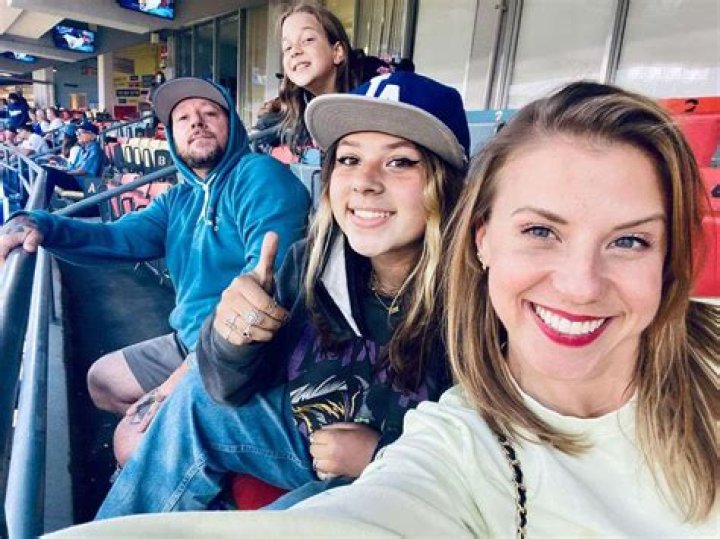 Jodie Sweetin on Fans Seeing Her Discipline Her Kids in Public