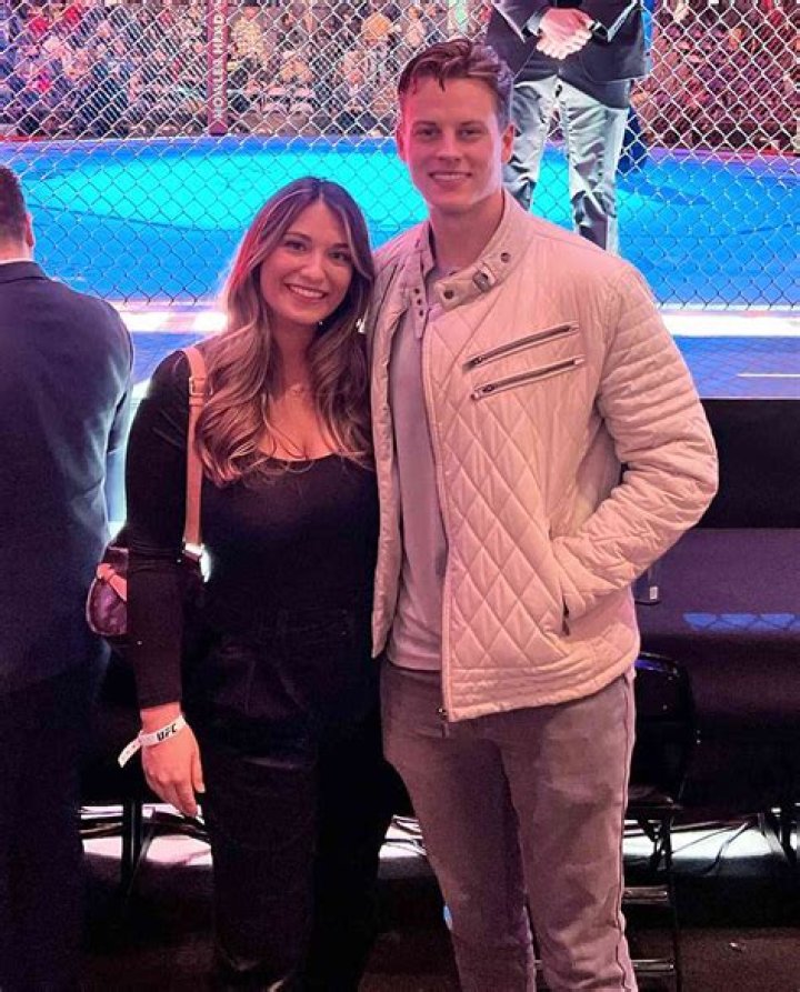Joe Burrow's girlfriend Olivia Holzmacher
