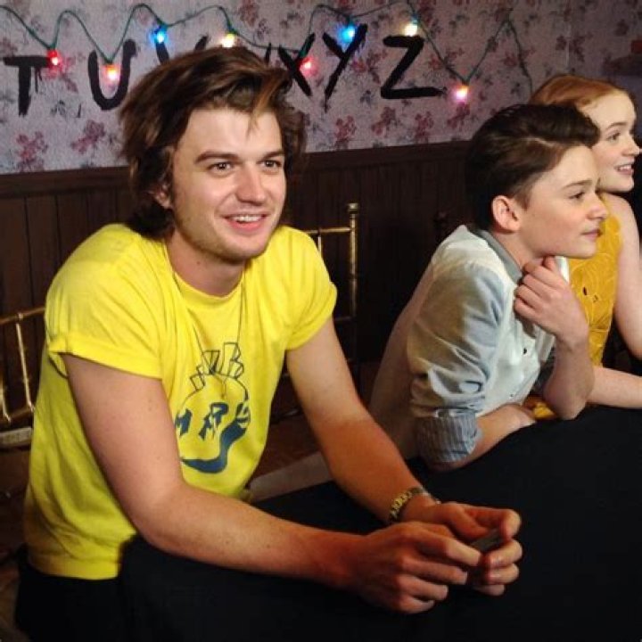 Joe Keery, Noah Schnapp, and Gaten Matarazzo. Stranger things