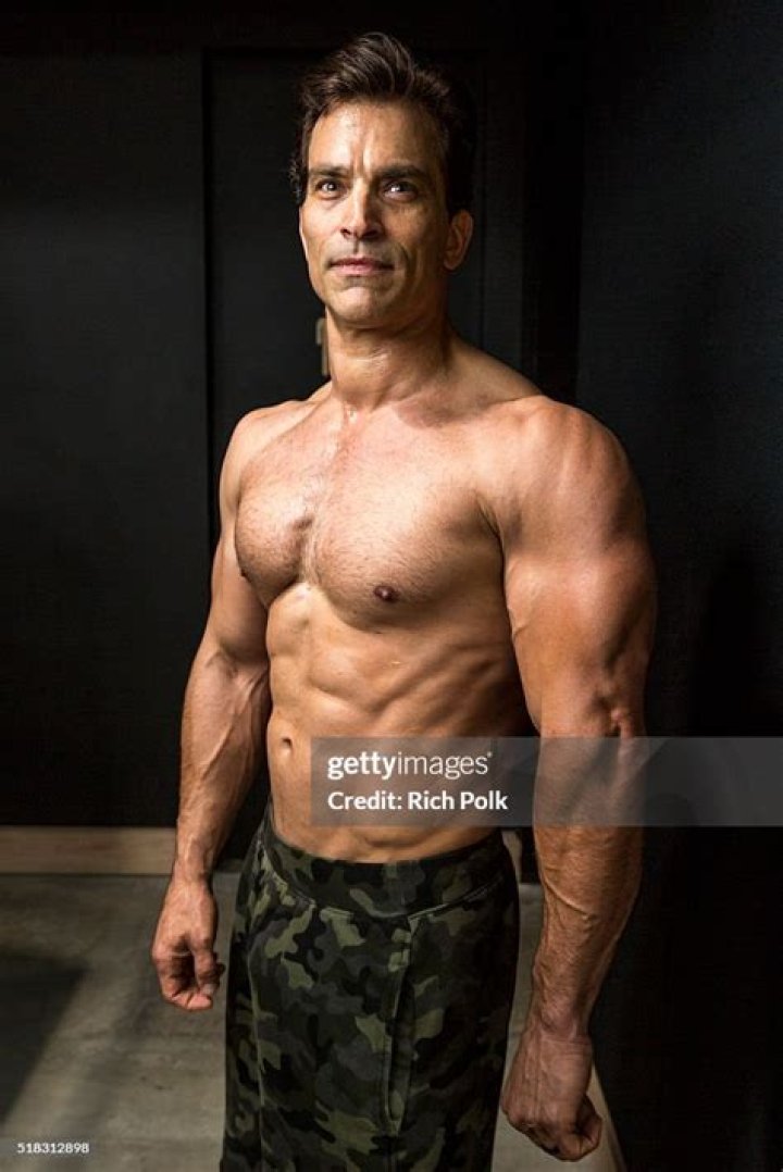 Johnathon schaech's date of birth, age, career, Wife and children, net