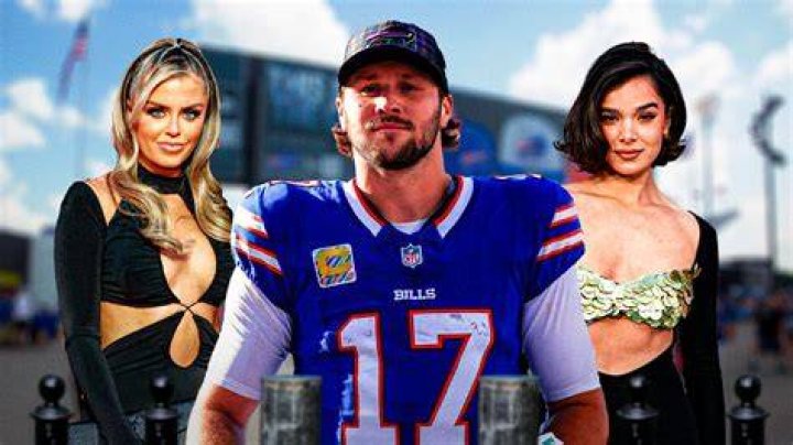 Josh Allen Hailee Steinfeld Brittany Williams Bufalo Bills