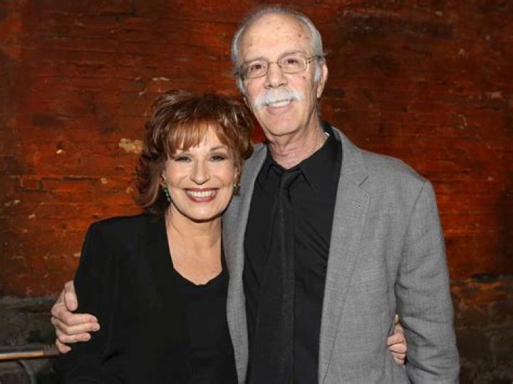 Joy Behar and husband Steve Janowitz going strong! Details on married life