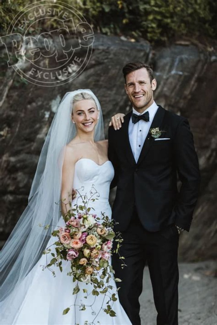 Julianne Hough Marchesa Wedding Dress POPSUGAR Fashion Photo 4