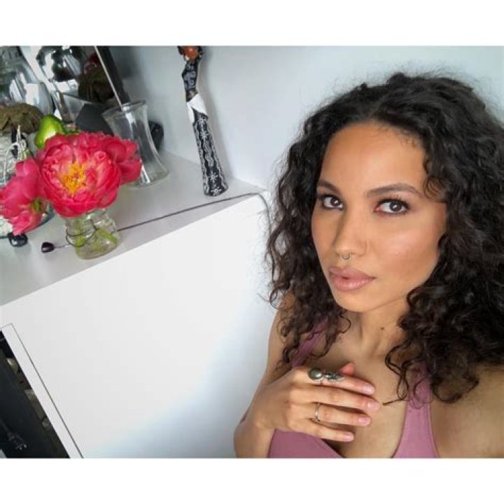 Jurnee Smollett Is The Beauty Crush We Can't Get Enough Of Essence