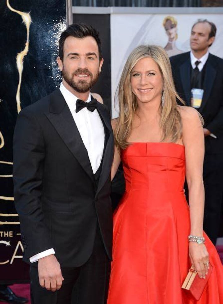 Justin Theroux reveals he has given his friends tattoos when drunk