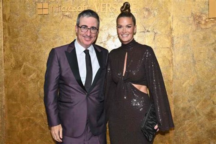 Kate Norley Wiki, Age (John Olivers Wife) Biography, Family & Facts