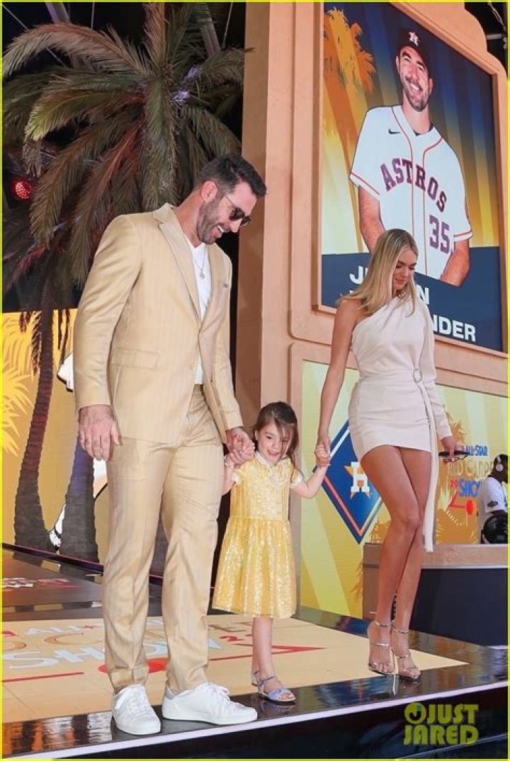 Kate Upton, Justin Verlander Bring Daughter to World Series Pics Us