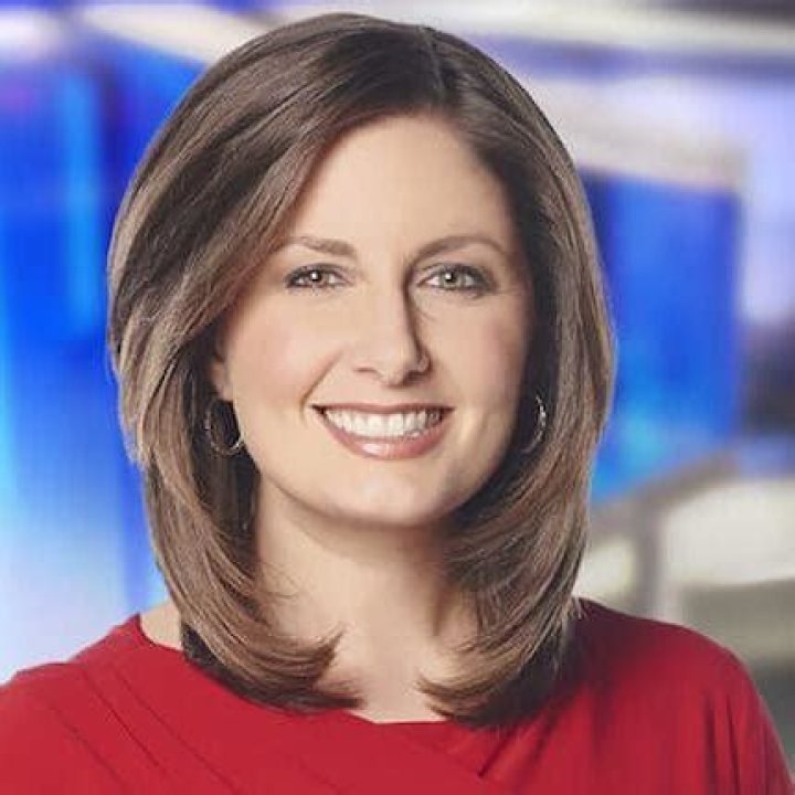 Katherine Amenta Bio, Wiki, Age, Height, Husband, Family, WPXI, Salary
