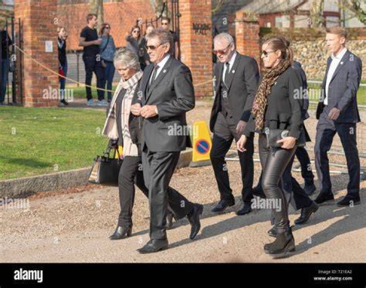 Keith Flint funeral Prodigy star's wife Mayumi Kai and bandmates pay