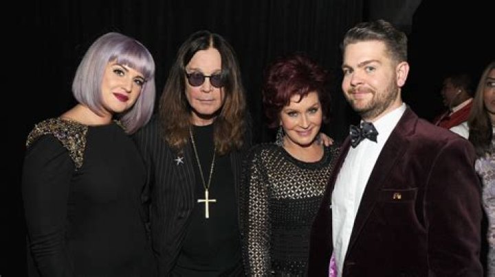 Kelly Osbourne Net Worth 2022 Know The Authentic Details! techcarter