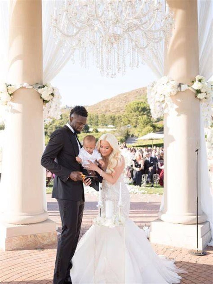 Kendra Shaw's Age And Journey As Julius Randle's Wife