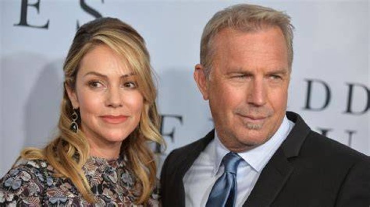 kevin costner wife