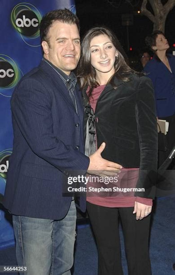 Kevin Weisman Bio, Age, Wife, Net Worth, Alias, Movies, TV Shows