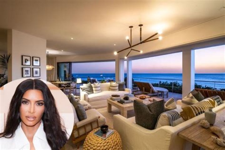kim khloe inside malibu