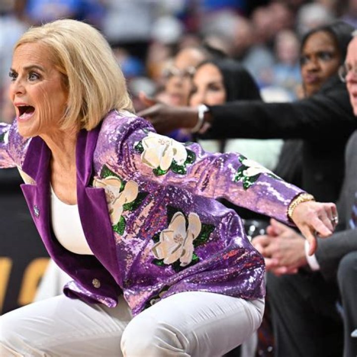 Kim Mulkey Religion Is She Christian Or Jewish? Family