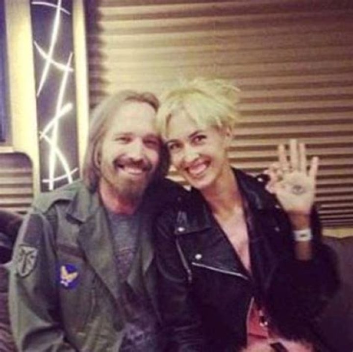 Kimberly Violette Petty Who Is Tom Petty's Daughter? Dicy Trends