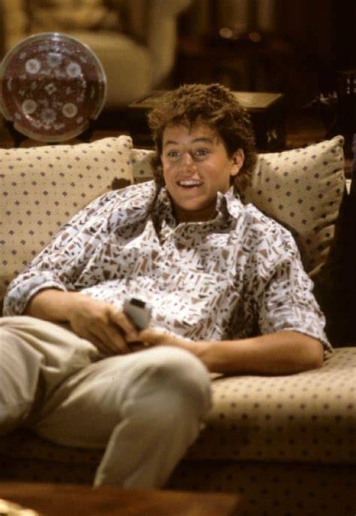 Kirk Cameron on the set of Growing Pains in 1986 Kirk cameron, Young