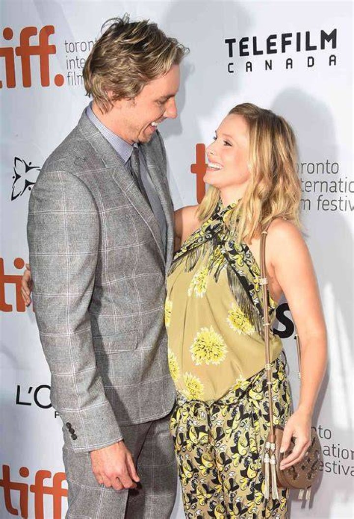 Kristen Bell & Dax Shepard Do Something Awards 2012! Photo 2705581