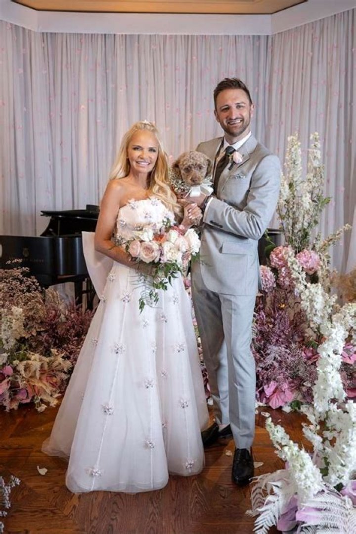 Kristin Chenoweth & HusbandtoBe Josh Bryant Are Engaged