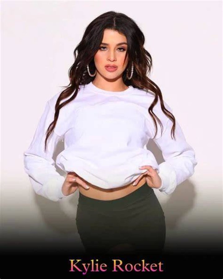 Kylie Rocket Biography, Wiki, Age, Height, Boyfriend, Career & Photos