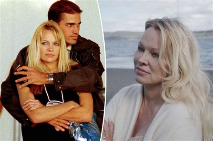 La ex Kelly Slater de Pam Anderson reacciona a su documental Play Trucos