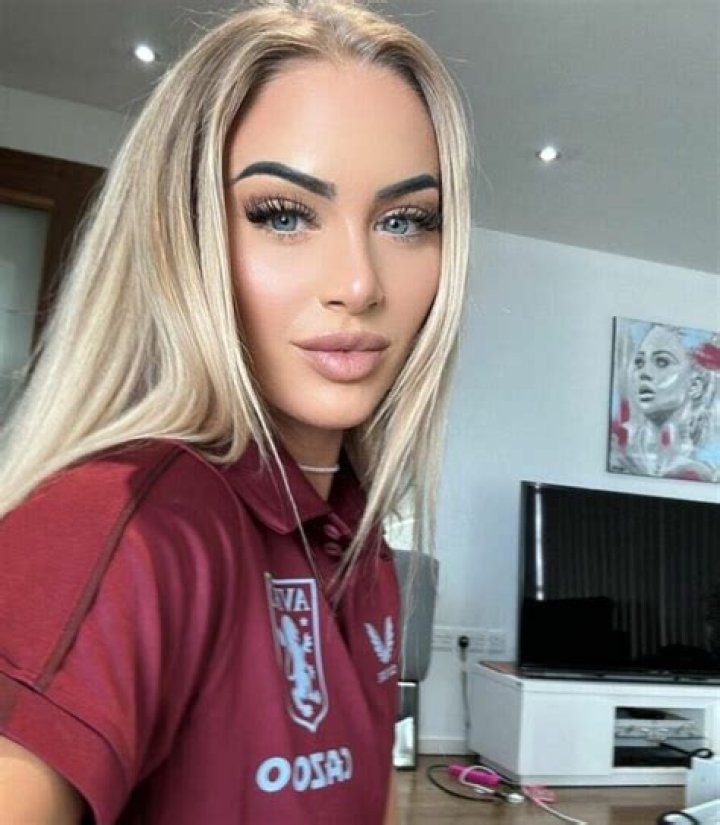 Laura Allie / LauraAllie Nude Leaks Patreon Photo 22 Fapeza