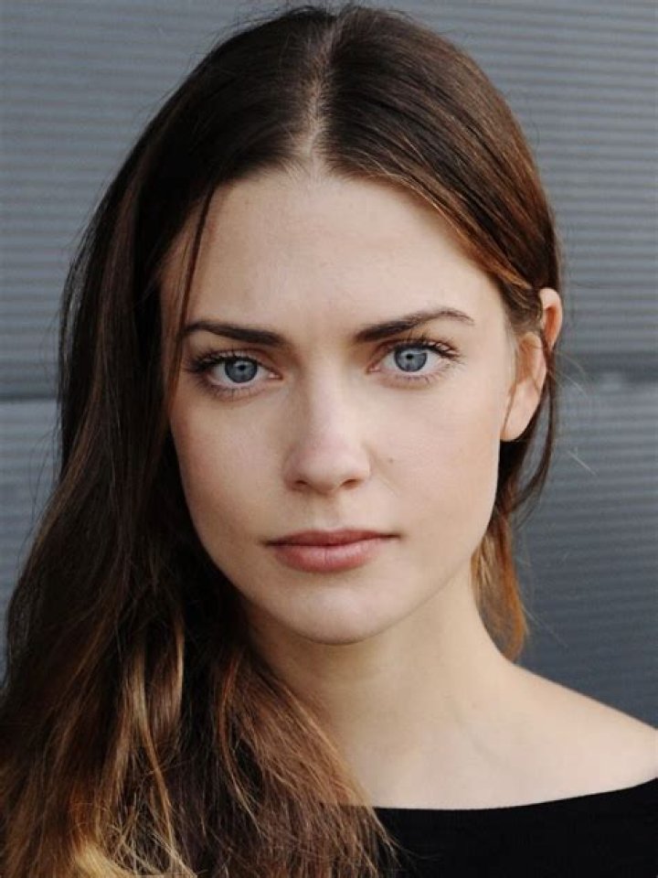 Laura Berlin Vikings Wiki Fandom