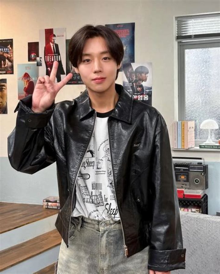 Lee Ji Hoon Girlfriend ridgees