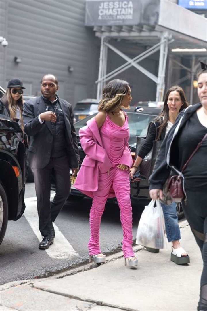 Lexi Underwood Arriving at GMA in NYC 06/08/2023 &bull; CelebMafia
