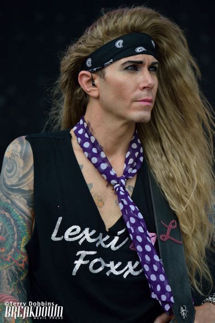 Lexxi Foxx Steel Panther performs on the Main Stage on Day… Flickr