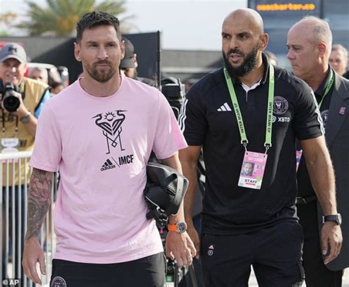 Lionel Messi&rsquo;s personal bodyguard Yassine Chueko is a ripped exNavy Seal