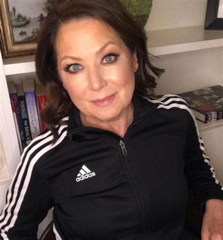 Lisa Mason Biography, Age, Height, Weight, Husband mrDustBin