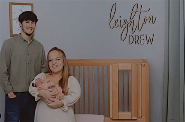Liz Johnston Shares Sweet Pics Of Baby Leighton&rsquo;s Milestone TLC NEWS