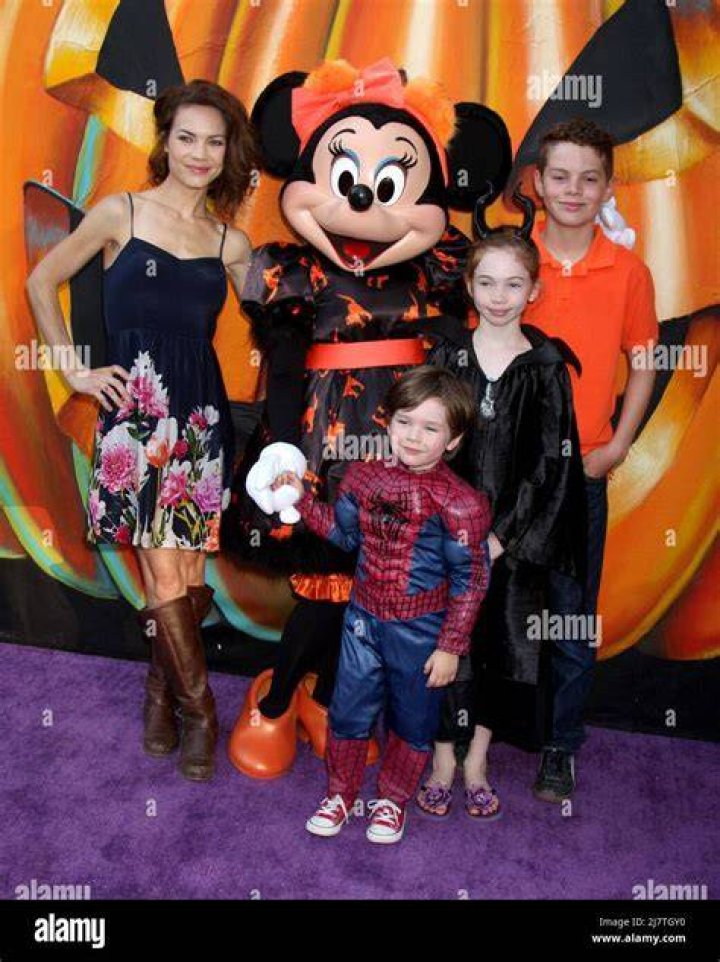 LOS ANGELES, OCT 1 Rebecca Herbst, Ella Bailey Saucedo, Ethan Riley