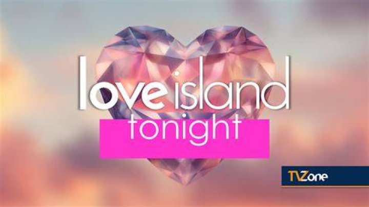 Love Island: SR4 on ITV2, Laura Anderson