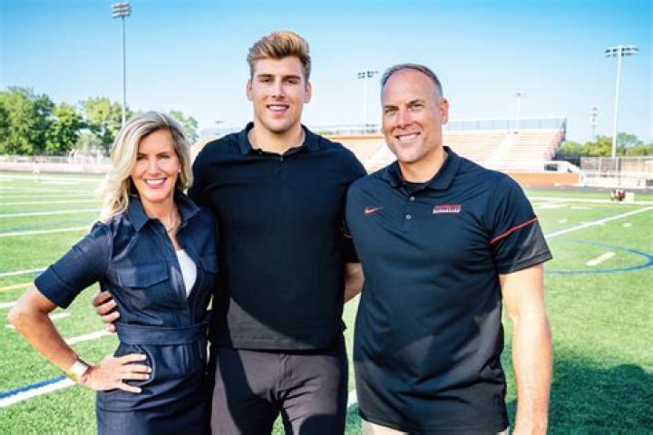 Lukas Van Ness: Faith, Family, And Football