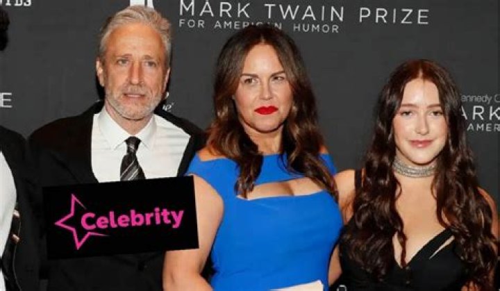 Maggie Rose Stewart (Jon Stewart's Daughter) Bio, Wikipedia, Age, School, and Net Worth