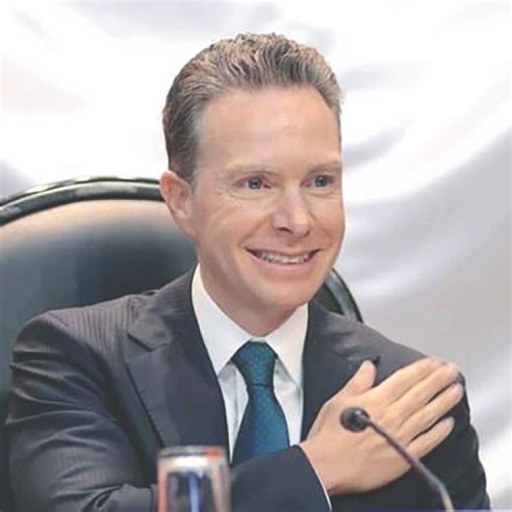 Manuel Velasco Coello, actual gobernador de Chiapas candidato