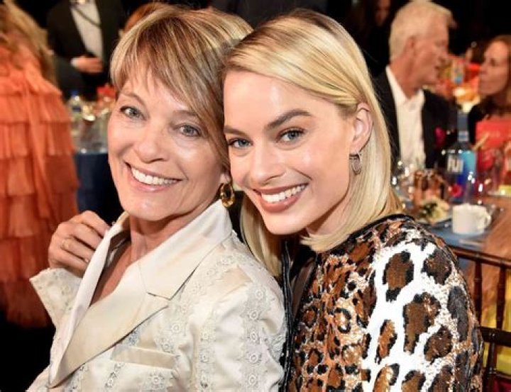 Margot Robbie And Her Sister